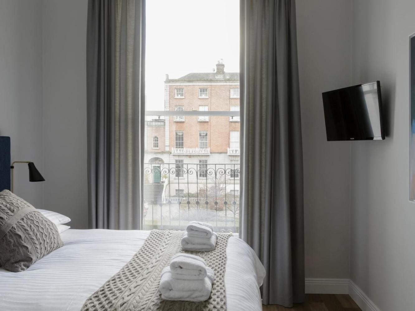 Pembroke Hall Dublin Quarto foto