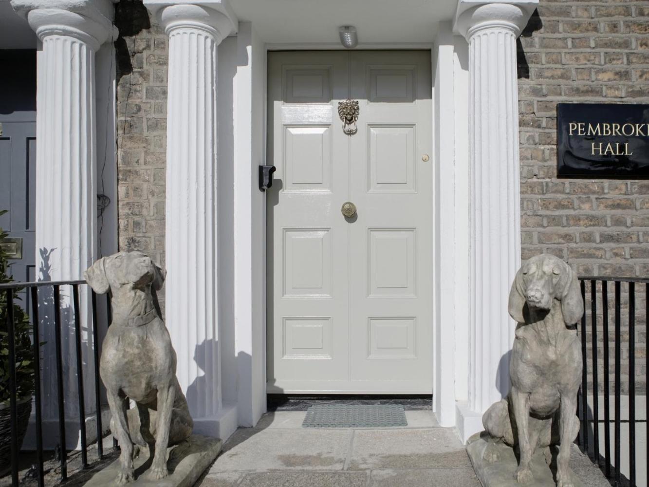 Pembroke Hall Dublin Quarto foto