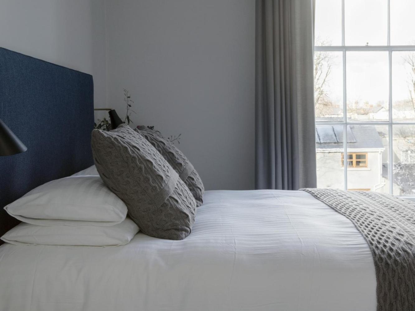 Pembroke Hall Dublin Quarto foto