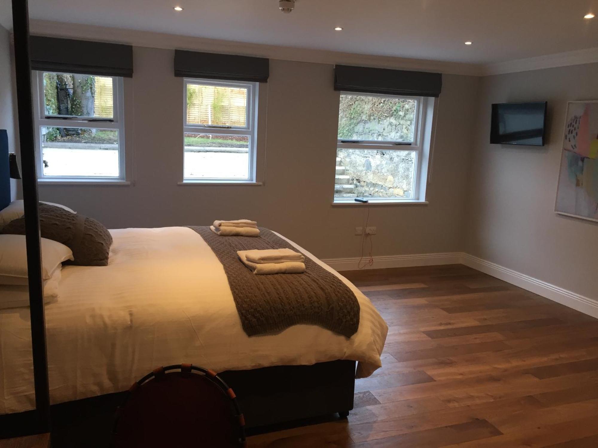 Pembroke Hall Dublin Quarto foto