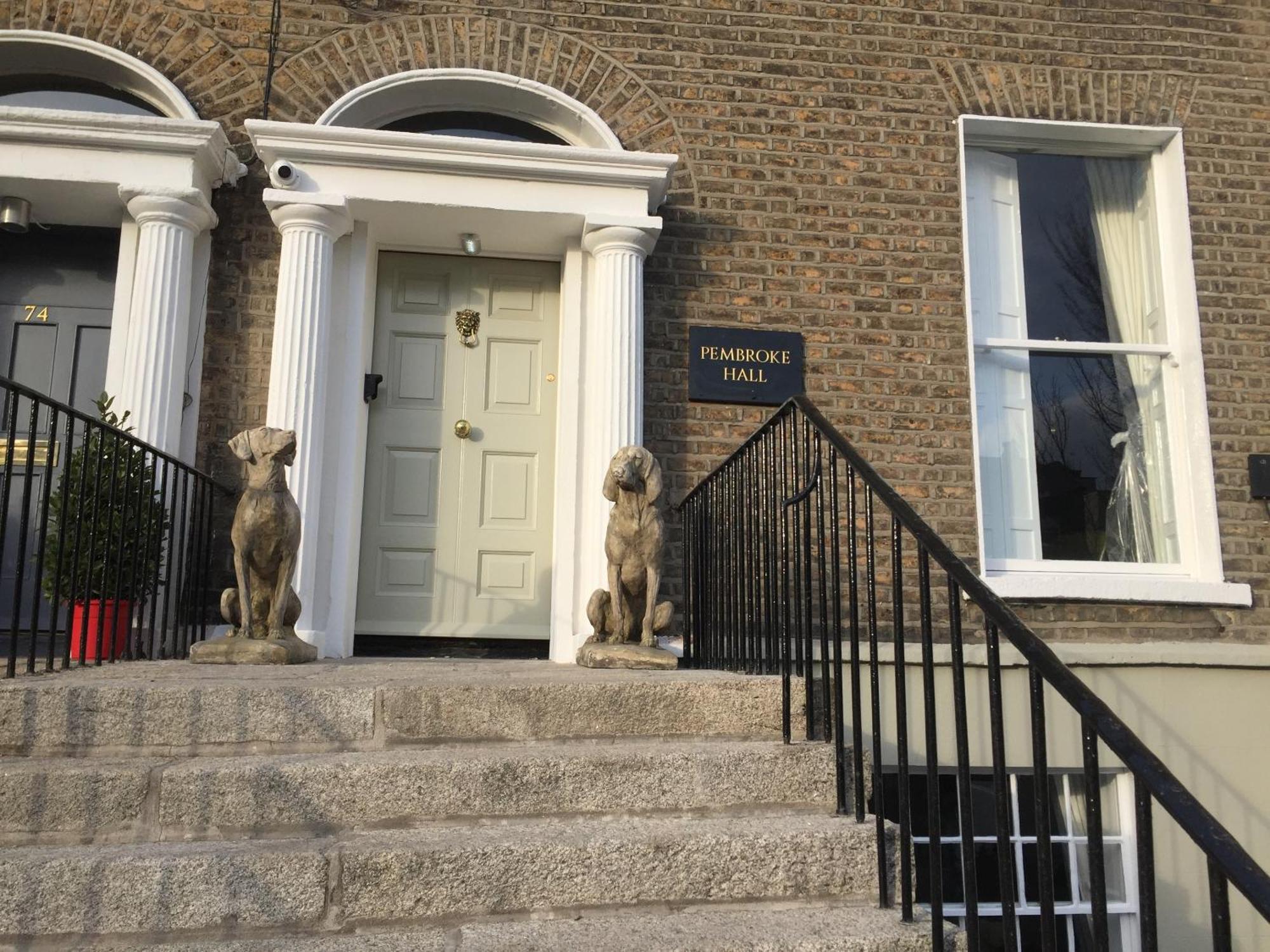 Pembroke Hall Dublin Quarto foto